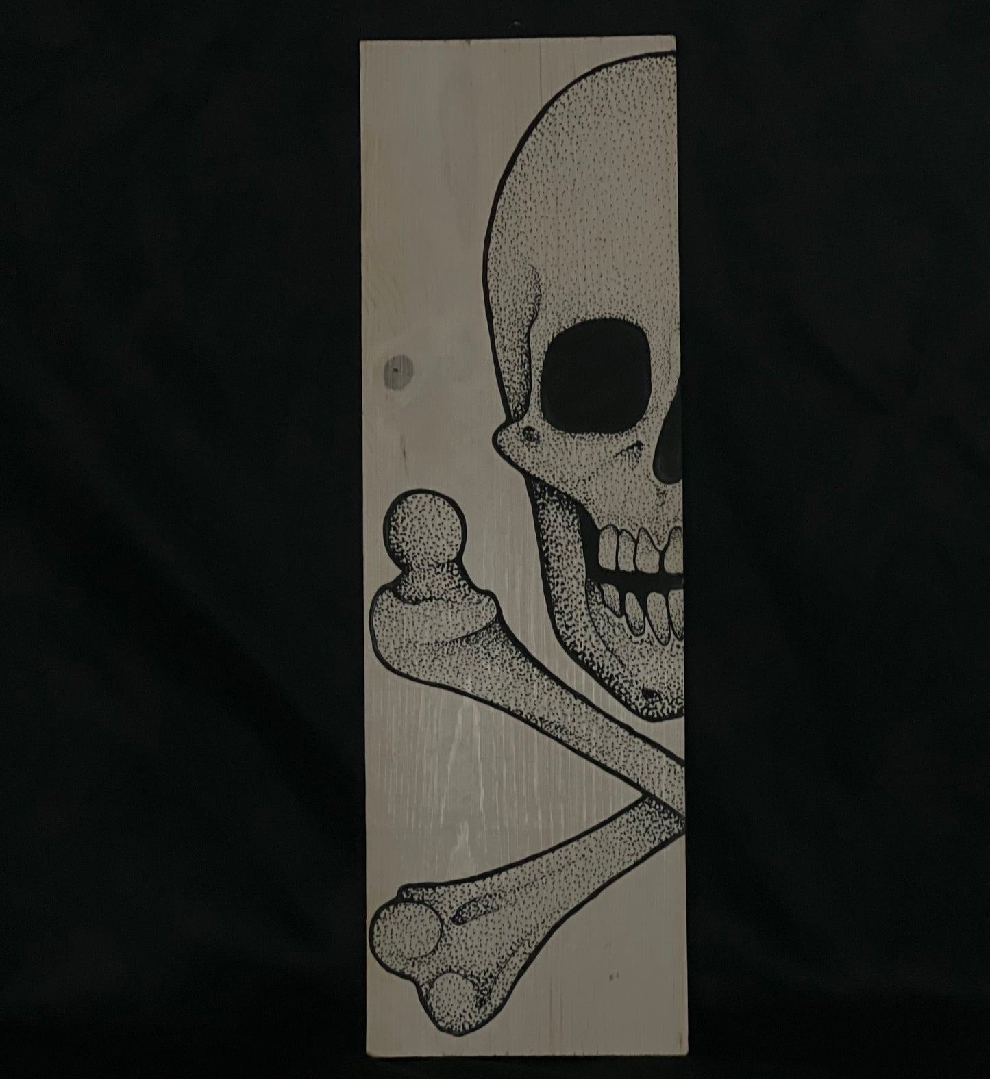 Clearance Skull and Cross Bones